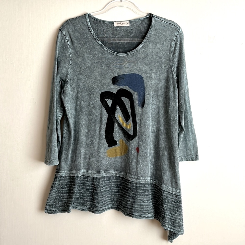 Jess & Jane - Tunic Top Abstract Design Mineral Wash Texture